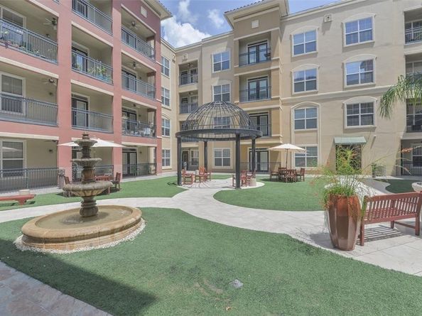 1711 Old Spanish Trail 137, Houston TX 77054