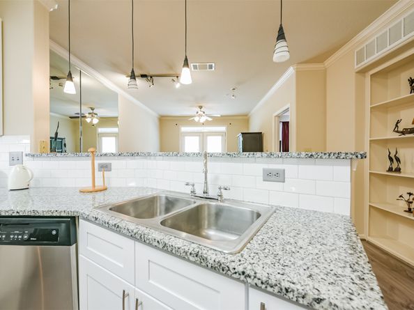 1711 Old Spanish Trail 137, Houston TX 77054