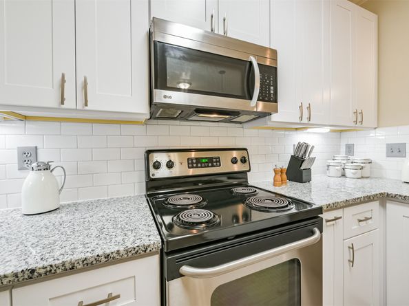 1711 Old Spanish Trail 137, Houston TX 77054