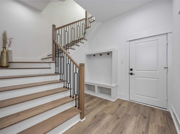 1941 Knoll Square Drive, Houston TX 77080