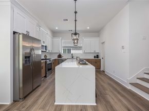 1941 Knoll Square Drive, Houston TX 77080