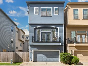 3203 Garden Oaks View