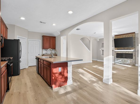 126 Silver Penny Drive, Conroe TX 77384