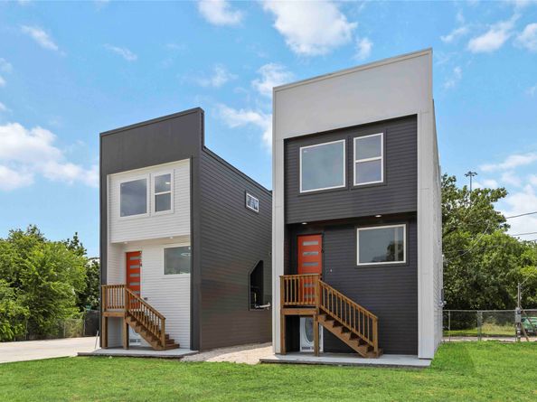 2110 Des Chaumes Street, Houston TX 77026