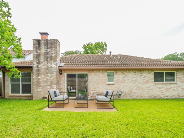 5935 Caruso Forest Drive, Houston TX 77088