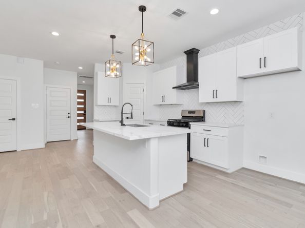 2813 Drew Street, Houston TX 77004