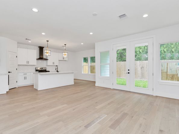 2813 Drew Street, Houston TX 77004