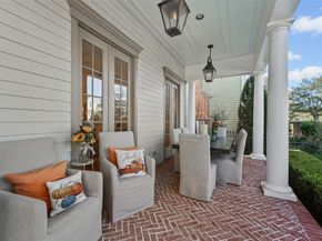 41 N Bay Boulevard, The Woodlands TX 77380