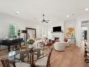 41 N Bay Boulevard, The Woodlands TX 77380