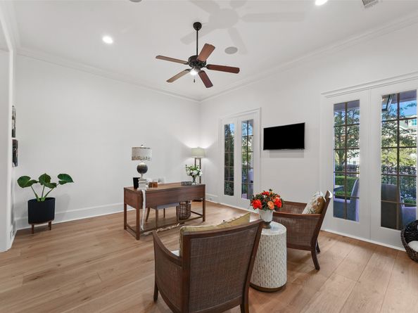 41 N Bay Boulevard, The Woodlands TX 77380