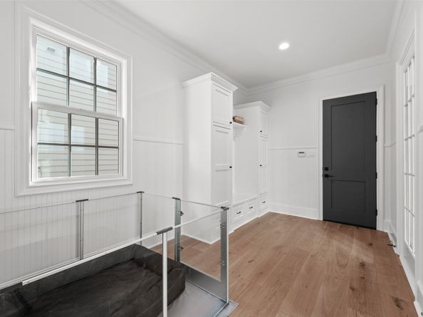 41 N Bay Boulevard, The Woodlands TX 77380