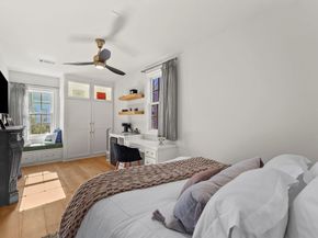 41 N Bay Boulevard, The Woodlands TX 77380