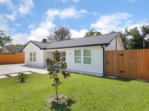 7546 Delavan Drive, Houston TX 77028