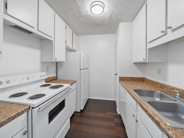 10053 Westpark Drive 298, Houston TX 77042