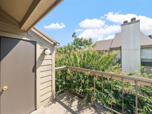 10053 Westpark Drive 298, Houston TX 77042