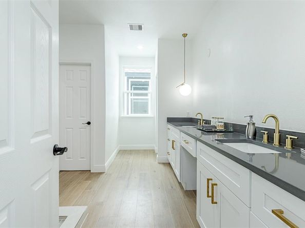 4126 Dorchester Street, Houston TX 77016