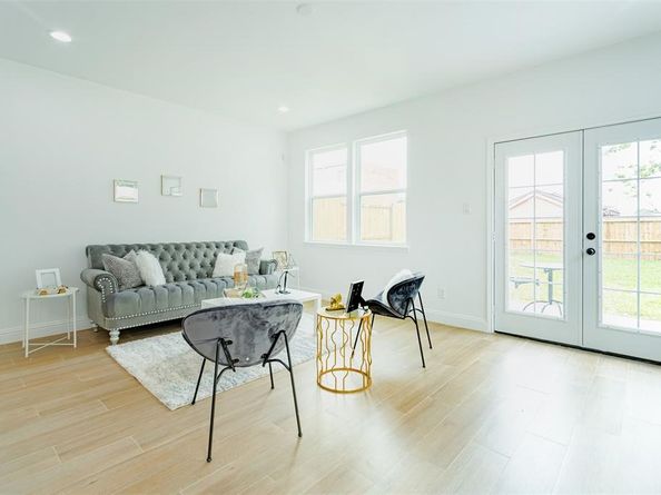 4126 Dorchester Street, Houston TX 77016