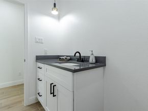 4126 Dorchester Street, Houston TX 77016