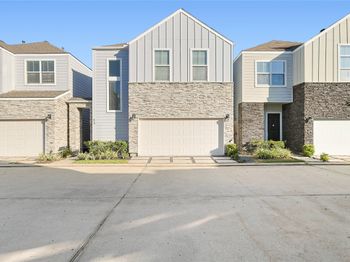 8810 Hollister Pine Court