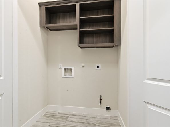 8810 Hollister Pine Court, Houston TX 77080