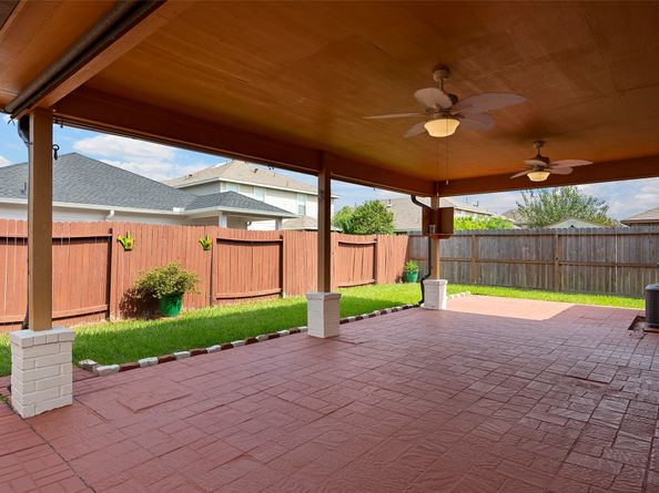 2031 Beacon Chase Court, Spring TX 77373