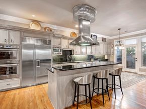 1221 Wynden Court, Houston TX 77056