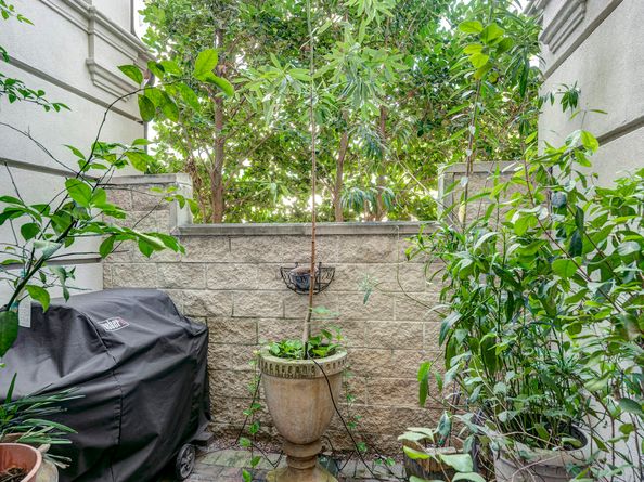 1221 Wynden Court, Houston TX 77056