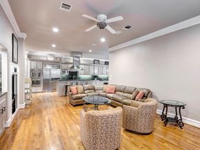 1221 Wynden Court, Houston TX 77056