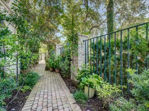 1221 Wynden Court, Houston TX 77056