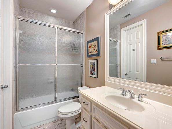 1221 Wynden Court, Houston TX 77056