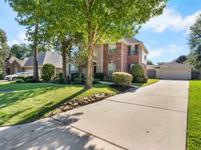 78 S Bardsbrook Circle, The Woodlands TX 77382