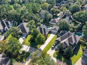 78 S Bardsbrook Circle, The Woodlands TX 77382