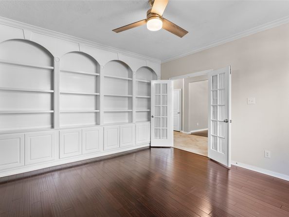 78 S Bardsbrook Circle, The Woodlands TX 77382