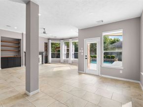 78 S Bardsbrook Circle, The Woodlands TX 77382