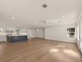 9242 Autauga Street, Houston TX 77080