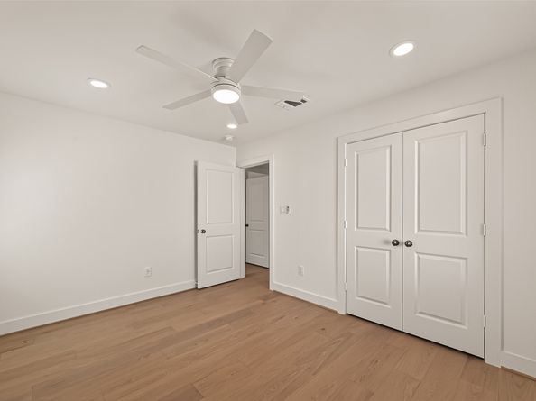 9242 Autauga Street, Houston TX 77080