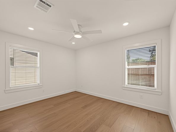 9242 Autauga Street, Houston TX 77080