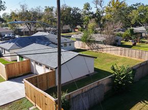 9242 Autauga Street, Houston TX 77080