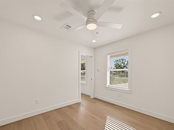 9242 Autauga Street, Houston TX 77080