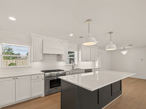 9242 Autauga Street, Houston TX 77080