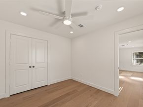 9242 Autauga Street, Houston TX 77080