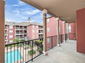 2400 Mccue Road 333, Houston TX 77056