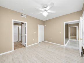 2400 Mccue Road 333, Houston TX 77056