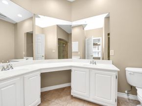 2400 Mccue Road 333, Houston TX 77056