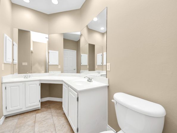 2400 Mccue Road 333, Houston TX 77056