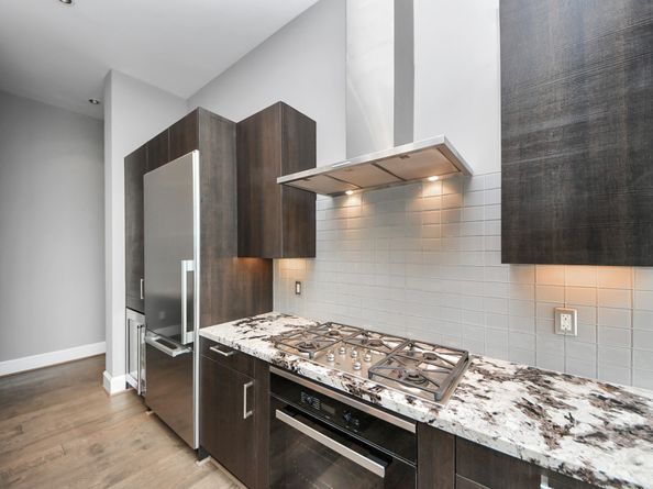 1409 Post Oak Boulevard 803, Houston TX 77056