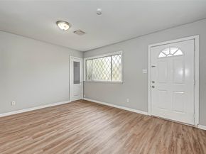 4203 Tavenor Lane, Houston TX 77047