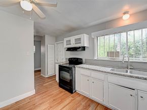 4203 Tavenor Lane, Houston TX 77047