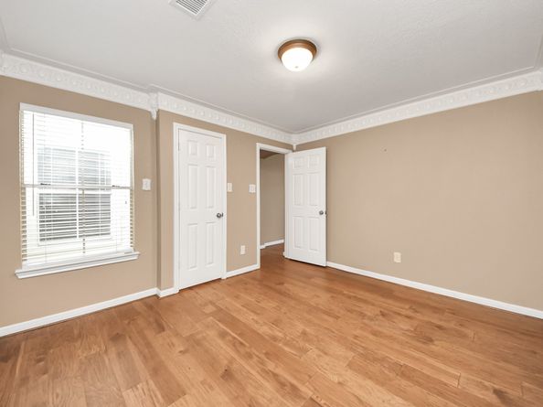 731 Avery Drive, Sugar Land TX 77479