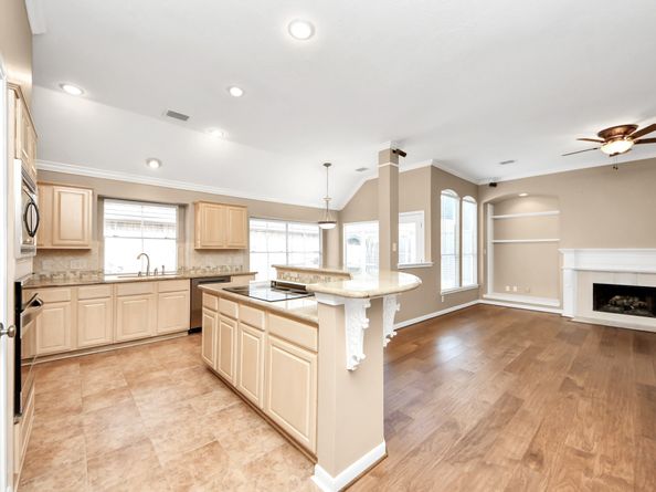 731 Avery Drive, Sugar Land TX 77479